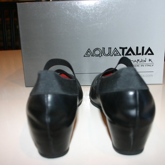 AQUATALIA Black Nappa Leather Weatherproof 1 3/4" Wedge Flat 8Medium - Picture 8 of 16